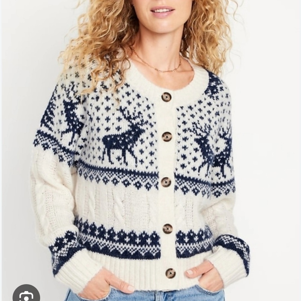Old Navy holidayy sweater